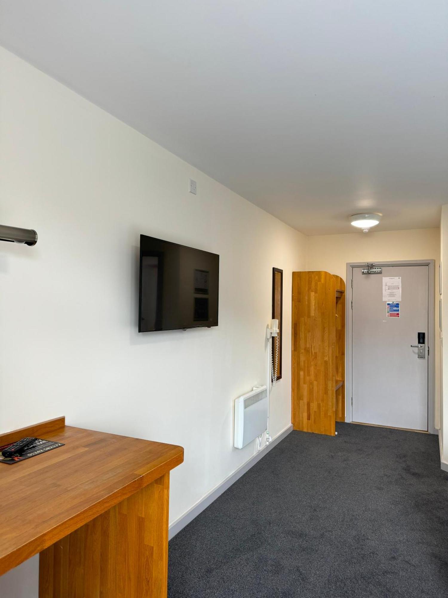 Citilodge Wakefield Hotel By Roomsbooked Extérieur photo