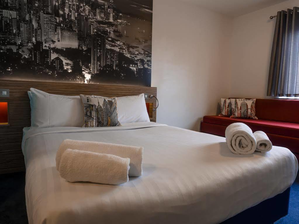 Citilodge Wakefield Hotel By Roomsbooked Extérieur photo
