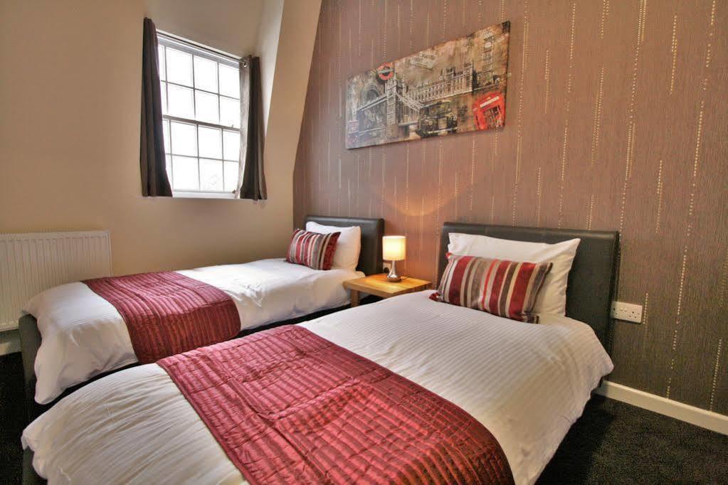 Citilodge Wakefield Hotel By Roomsbooked Extérieur photo